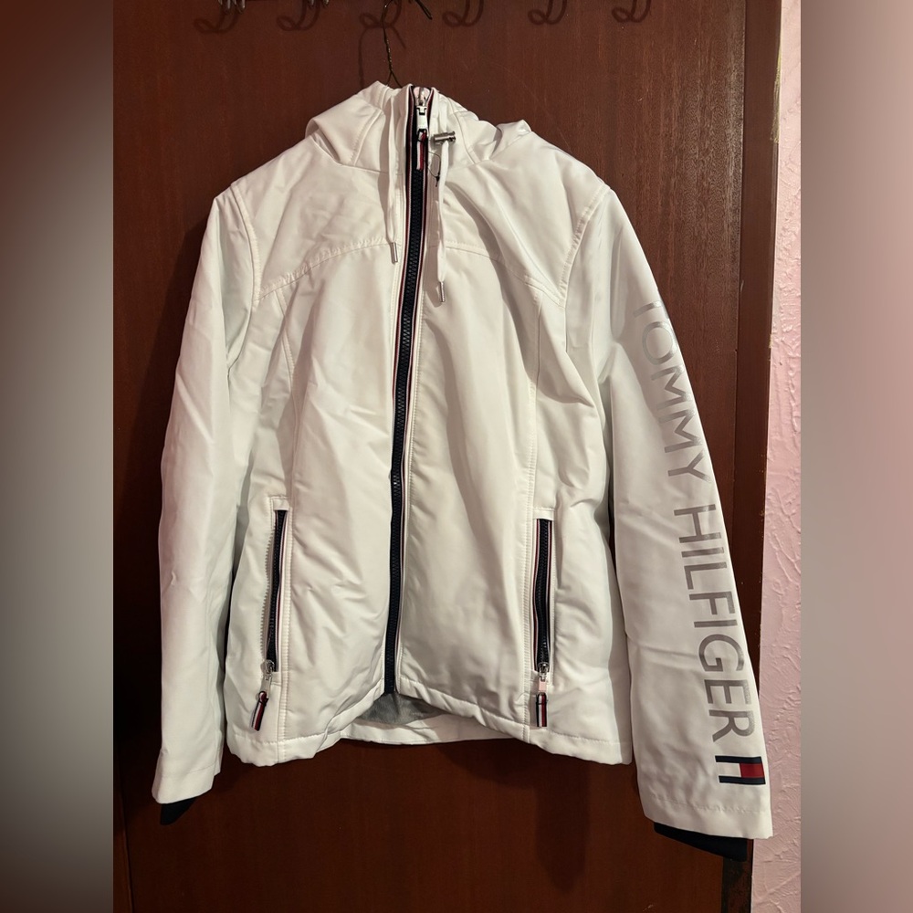 Tommy Hilfiger White and Gray Fleece-Lined Jacket
